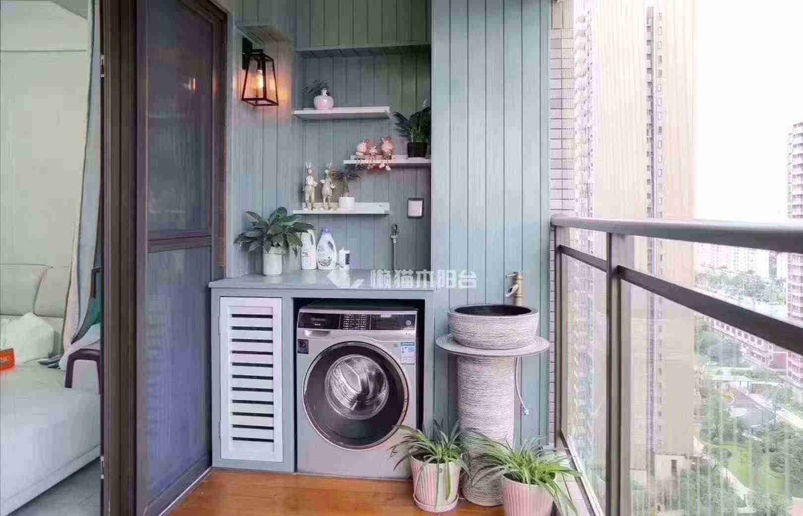 生活阳台装修 洗衣机和洗手盆这样装简直绝配！